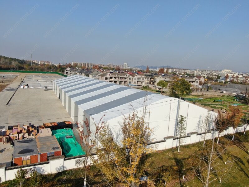 Carpa Deportiva Curvada de 30×90 m