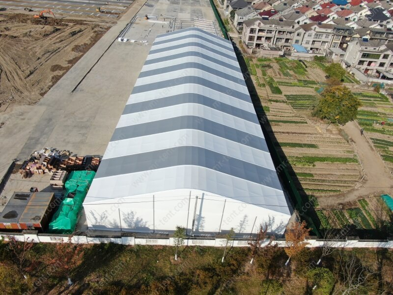 Carpa Deportiva Curvada de 30×90 m