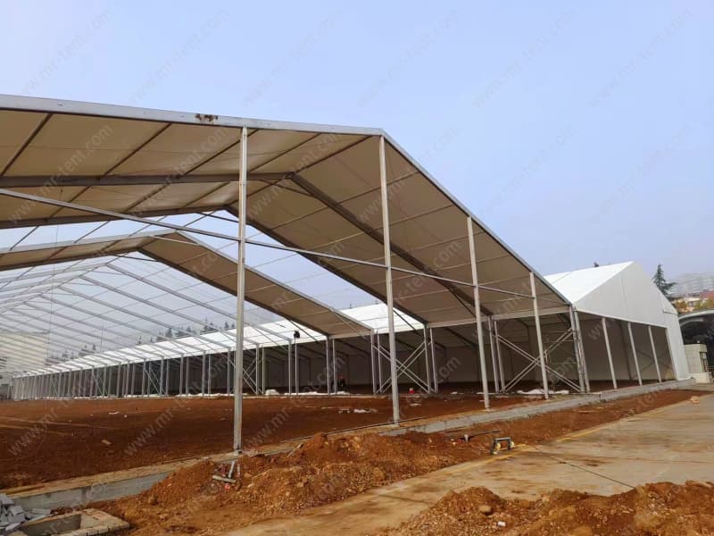 Carpas industriales de almacenamiento para exteriores