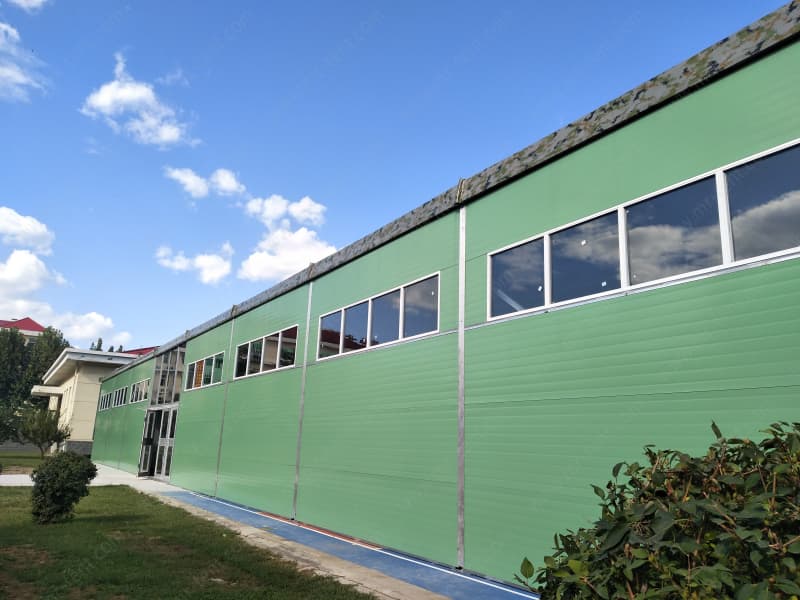 Carpa de Almacenamiento con Paredes Sándwich de Gran Formato