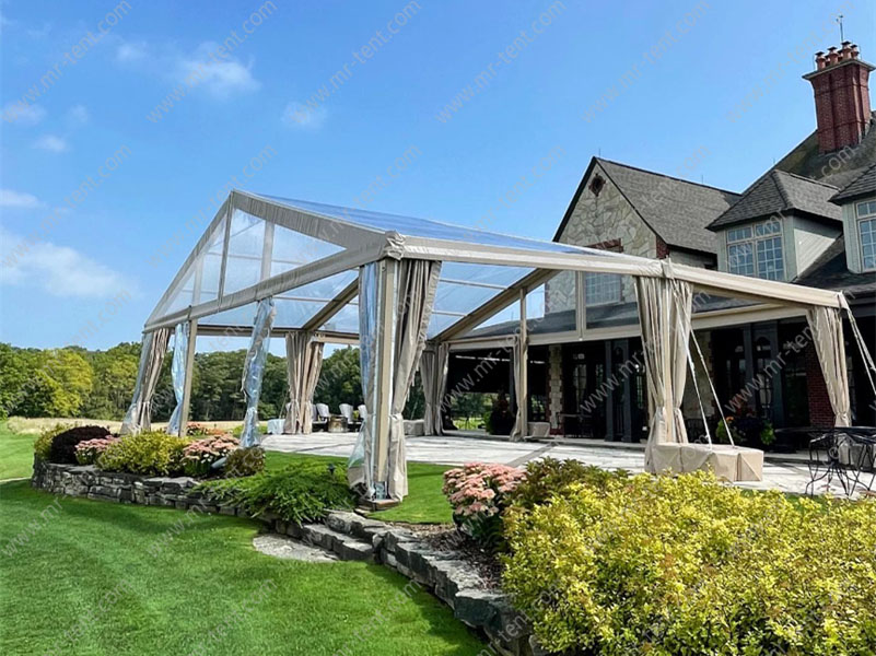 Carpas transparentes: perfectas para espacios de eventos