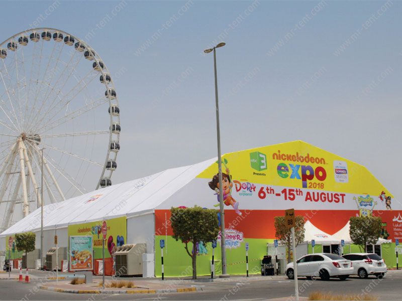 Fabricante de carpas poligonales grandes de aluminio para fiestas y conciertos, ideales para eventos grandes