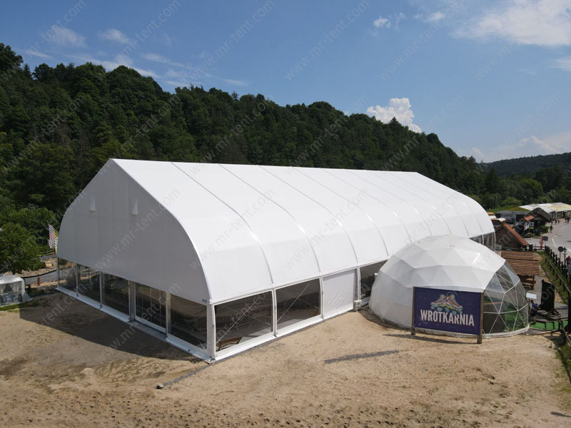 Carpas curvas para eventos y fiestas al aire libre de 20x35 m