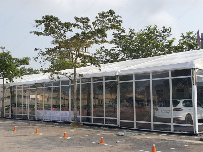 Carpas pequeñas comerciales en forma de A con paredes de vidrio para eventos