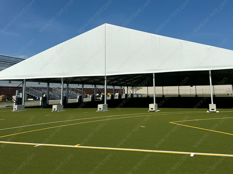 Estructura temporal para eventos con carpa para canchas deportivas de 30 m al aire libre