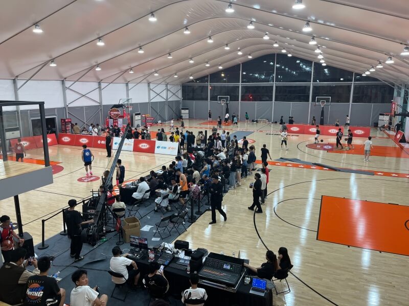 Carpas deportivas para pádel, tenis, pickleball y fútbol